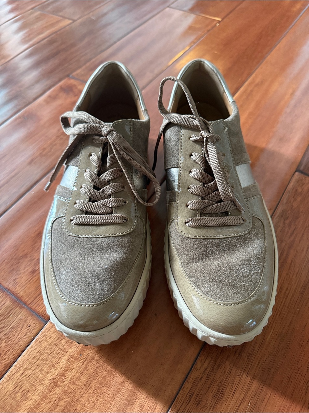 Gabor 53.203 Vesta Sneakers in Beige Suede/Patent Finish